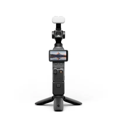 DJI Osmo Pocket 4 Creator Combo